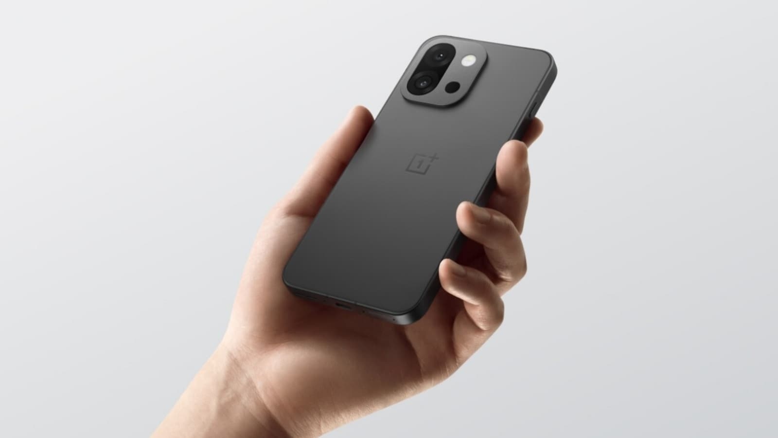 OnePlus 13s vs OnePlus 13: How the ‘compact flagship' may be different