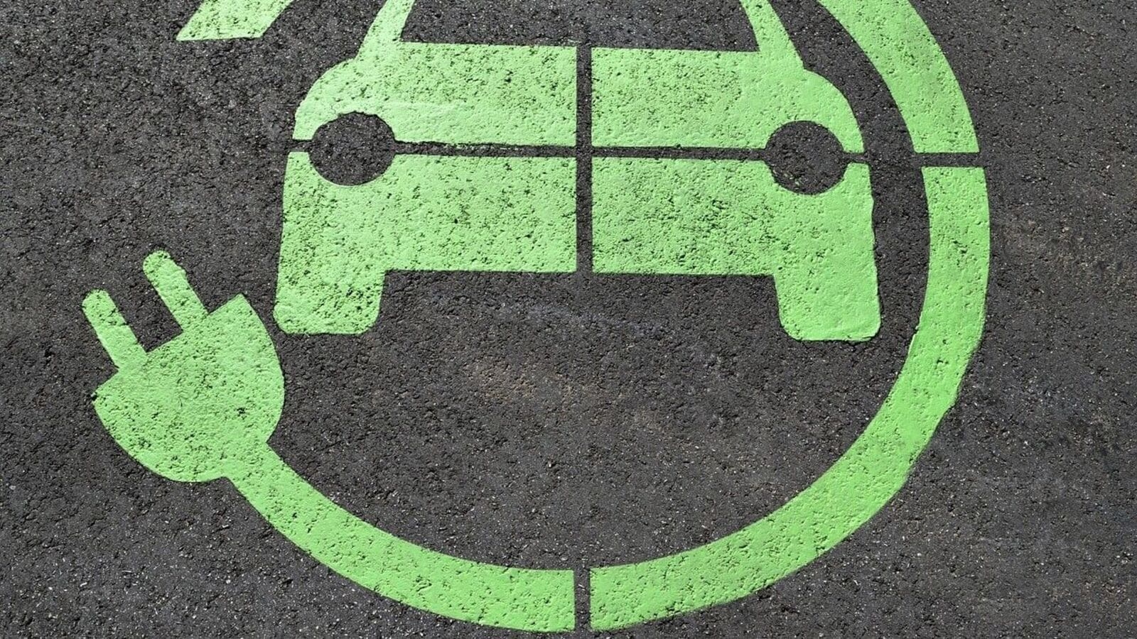 Adani TotalEnergies, Jio-bp, JBM eye Fortum's EV charging biz