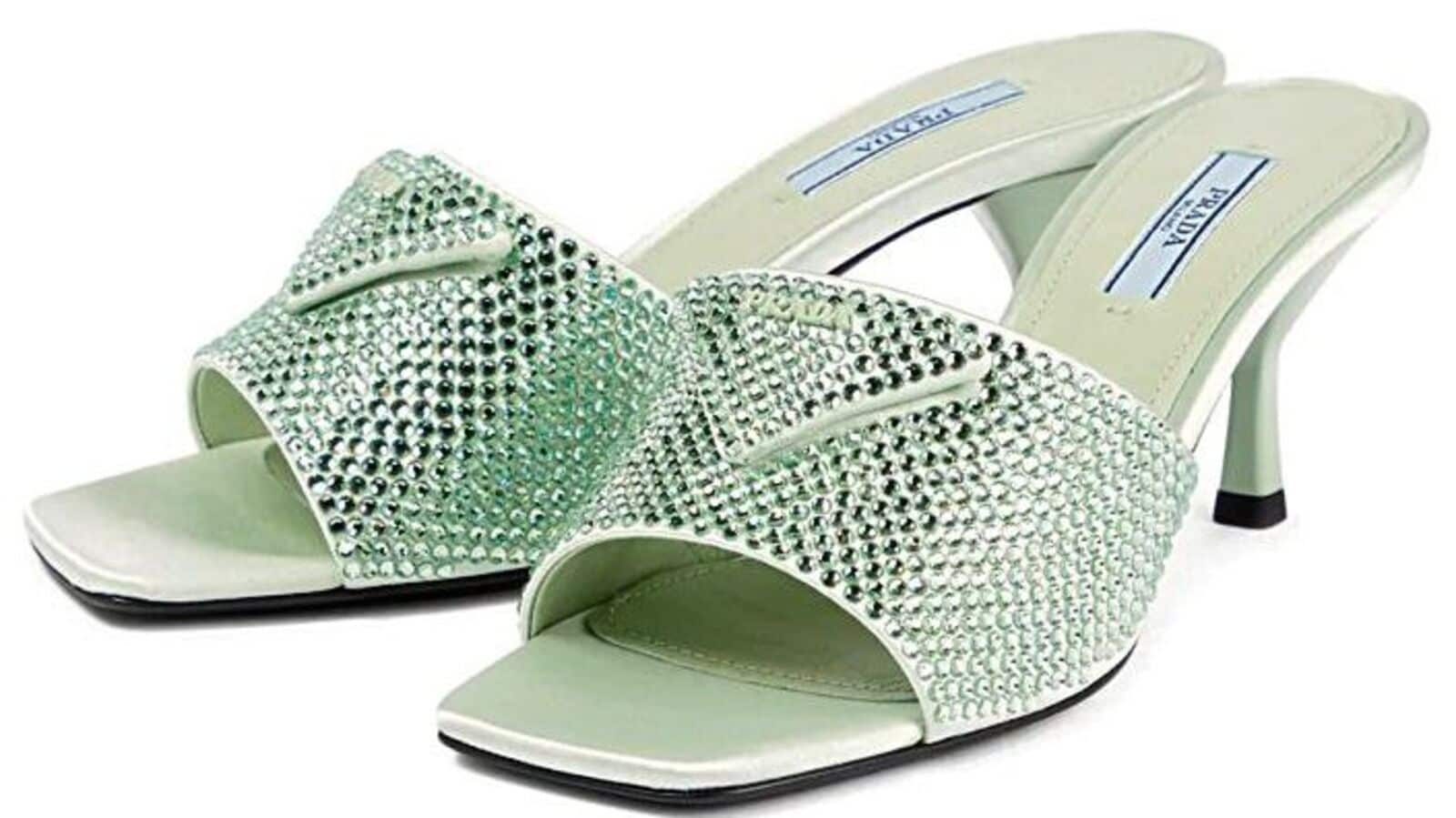 Source: Your guide to pistachio green-coded fashion