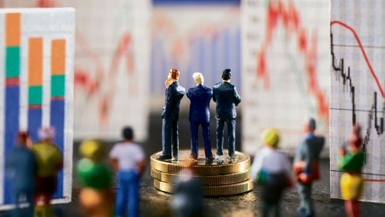 Shareholding moves in Q4: Investors' verdict on India's conglomerates