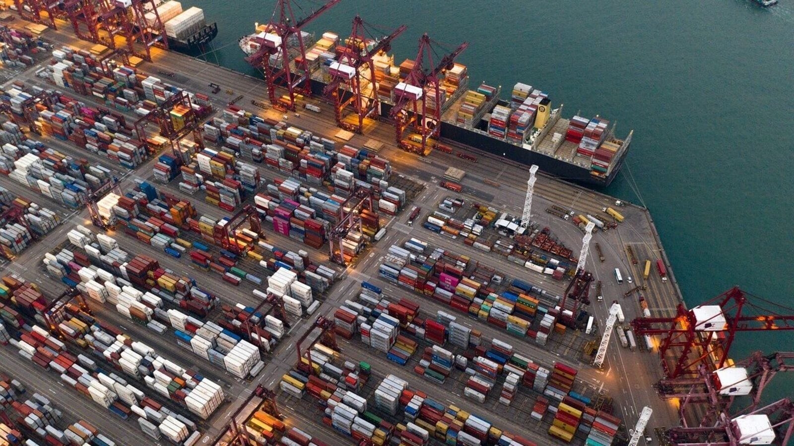 Services boost India's exports to an all-time high of $824.9 billion in FY25