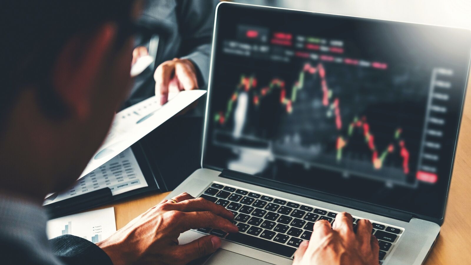 Gold vs Equities: What should be your portfolio diversification strategy? Experts weigh in