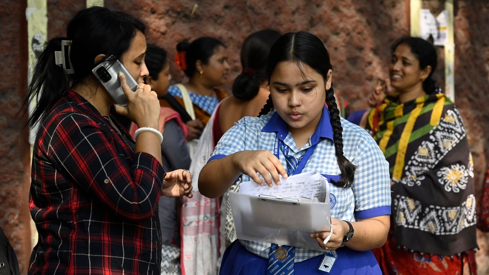 CBSE 10th, 12th Results 2025: Access PASS/ FAIL status without internet! Check details about new voice call, SMS service