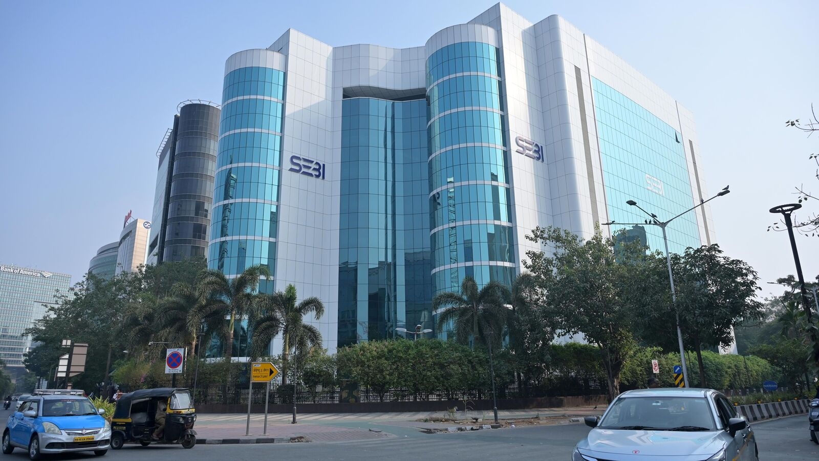 Sebi bars Varyaa Creations from markets, halts Inventure's fresh IPO mandates