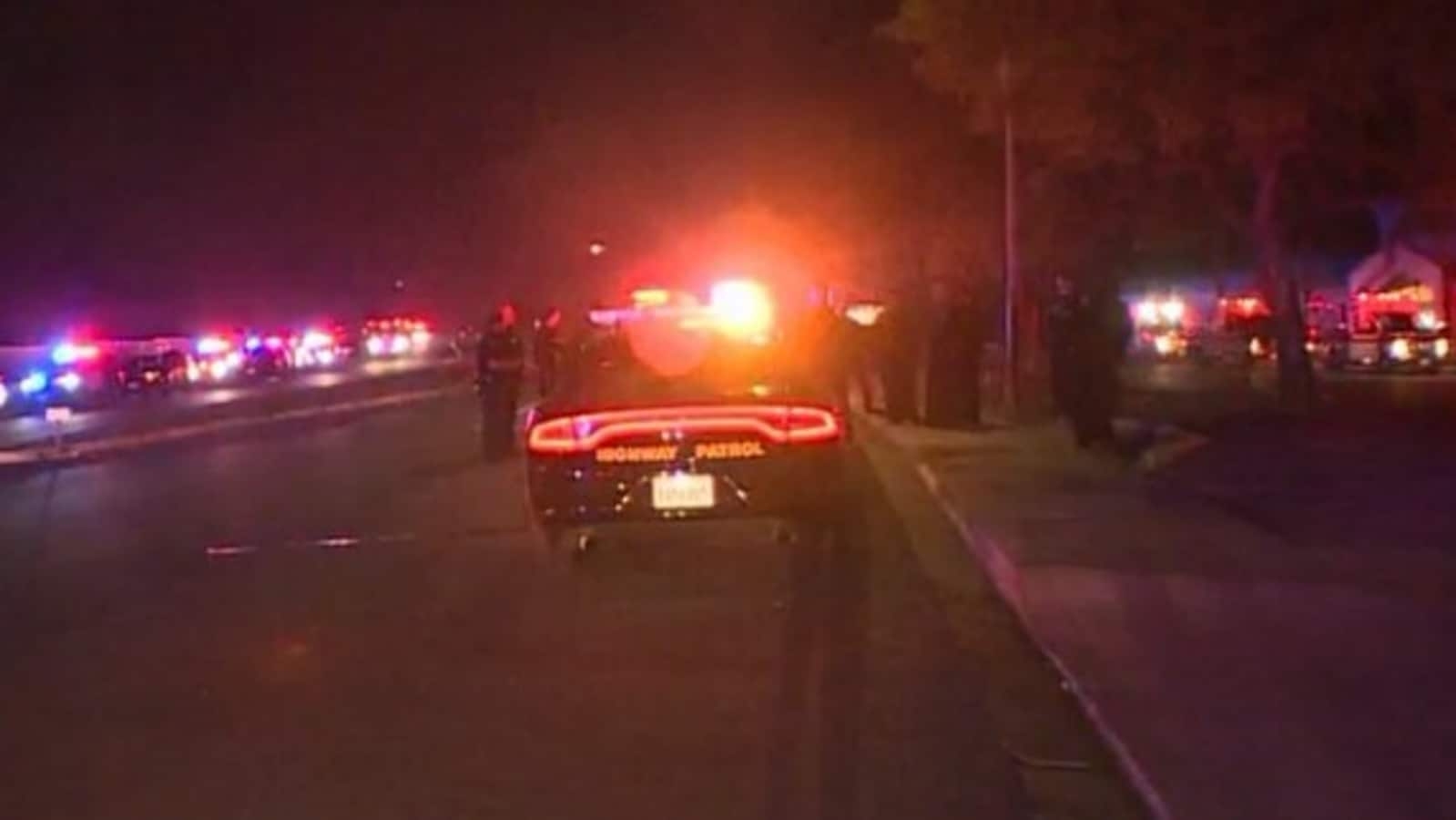 Small plane crashes into San Diego neighbourhood, setting around 15 homes on fire; SDPD urges to avoid area