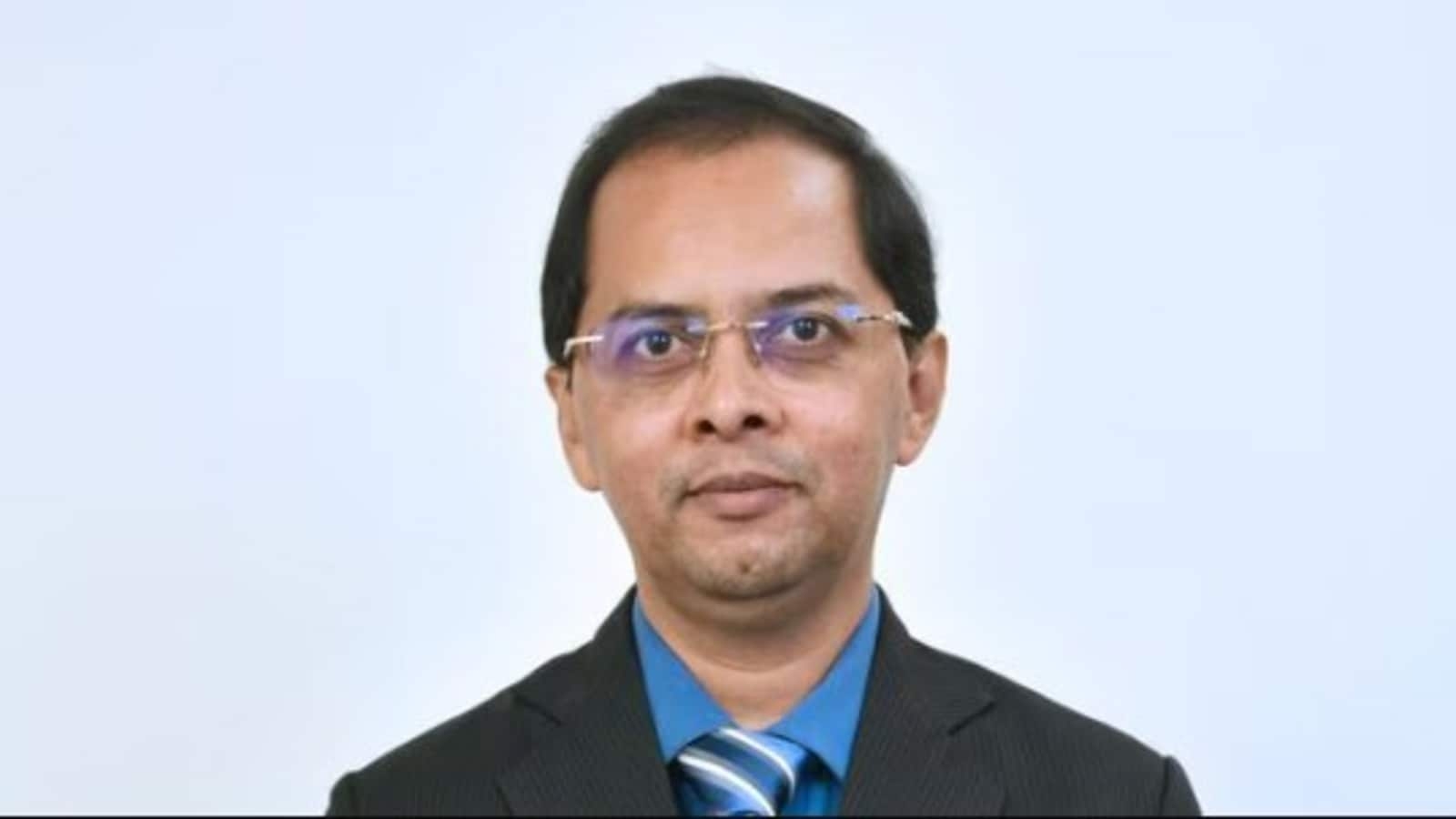 Stocks to buy or sell: Dharmesh Shah of ICICI Securities suggests buying Larsen & Toubro shares tomorrow