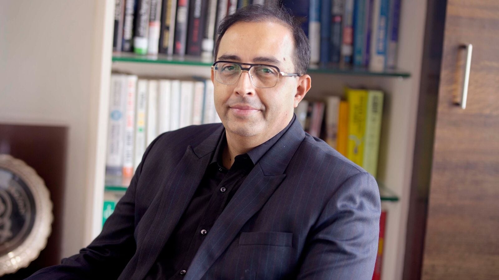 Best stocks to buy today: Expert Raja Venkatraman's recommendations for 27 May