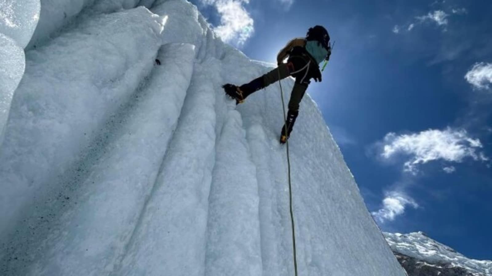 Mission Accomplished! 22 Indian Army mountaineers successfully scale Mount Everest, world's tallest peak