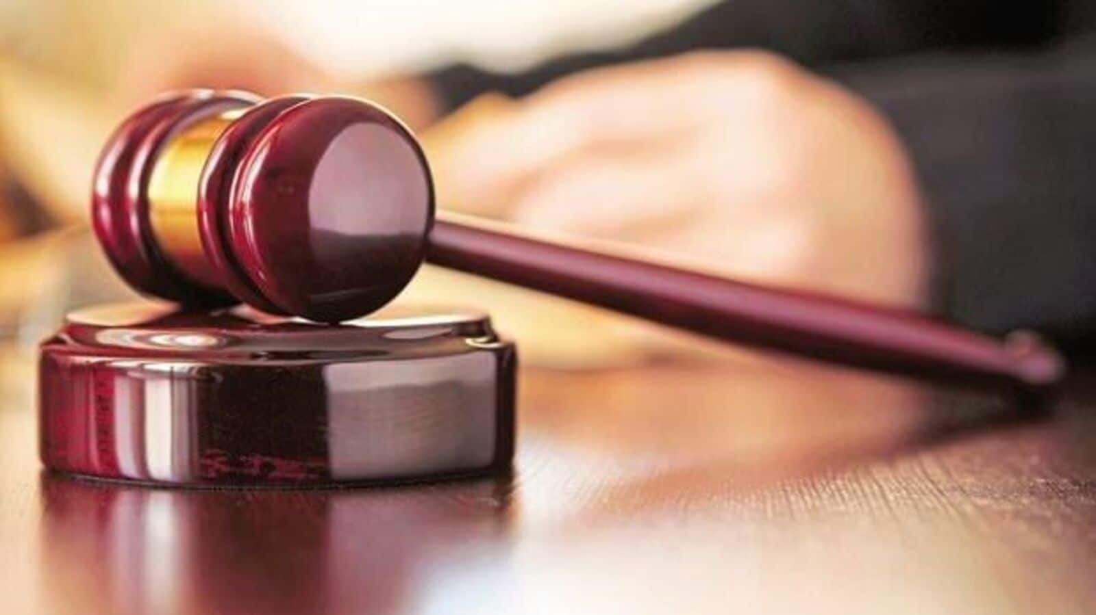Legal practice mandate before entering judiciary to boost online coaching firms