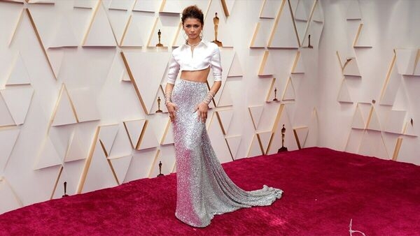 In Pics: Most iconic Oscar red carpet fashion through the years