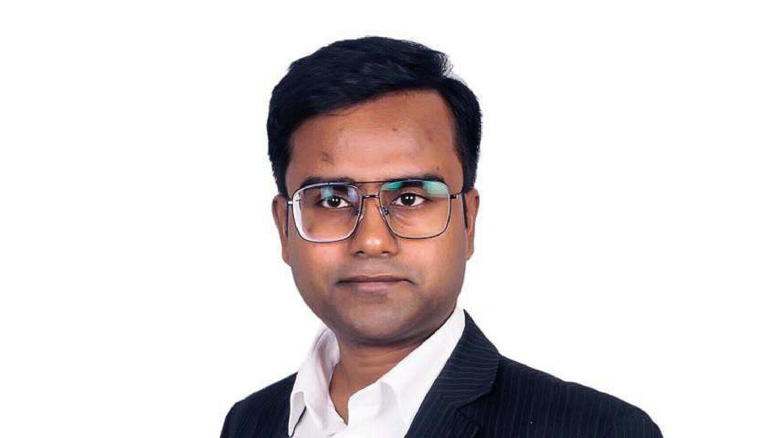 F&O Strategy: Bank of Maharashtra to REC— Rupak De suggests buy or sell strategy for THESE stocks