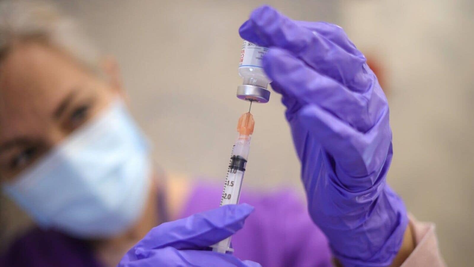 How Moderna went From pandemic hero to vaccine victim