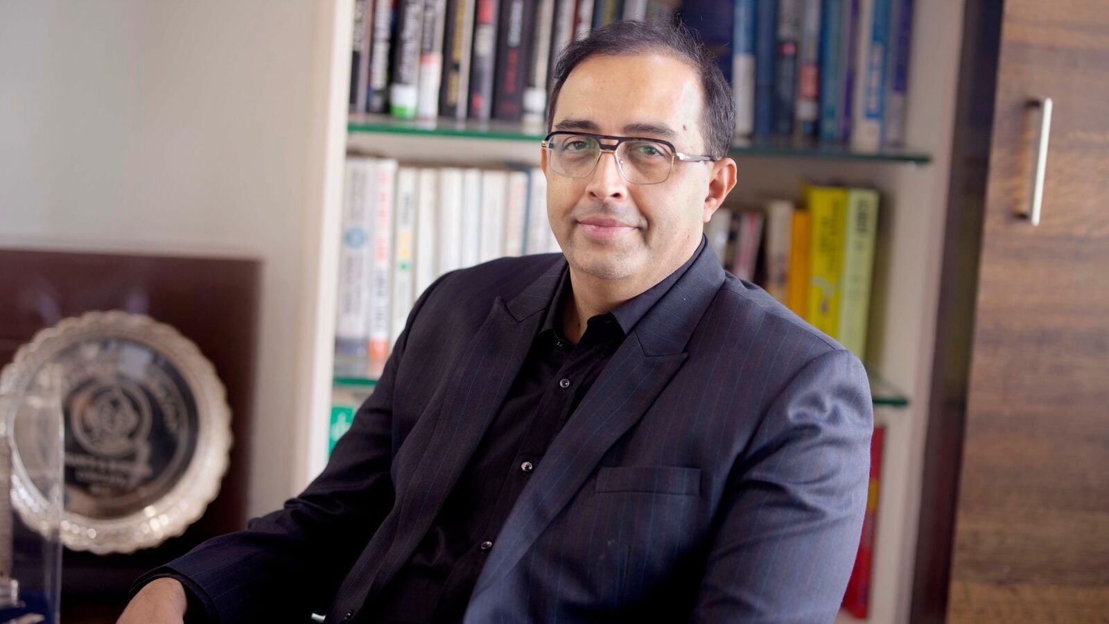 Best stocks to buy today: Expert Raja Venkatraman's recommendations for 5 June