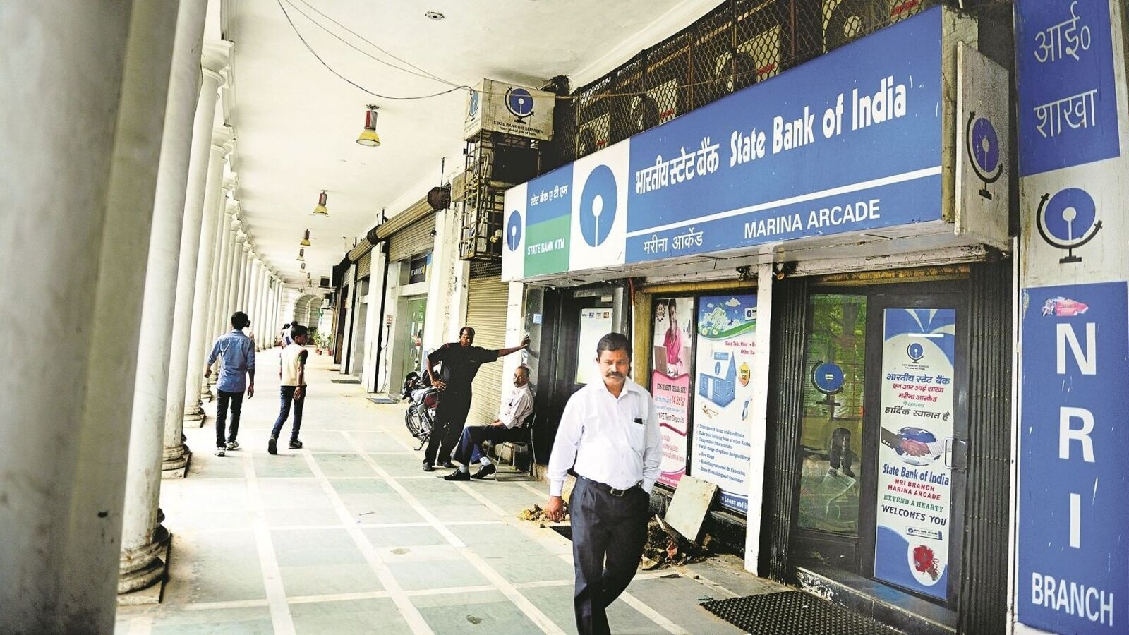 Bank Holiday Alert: Will PSBs, private lenders remain open on June 6 and 7 in your city? Here's what you must know