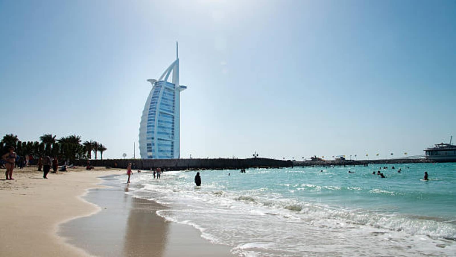 On Eid holiday with family, Indian techie dies in diving accident at Dubai's Jumeirah Beach