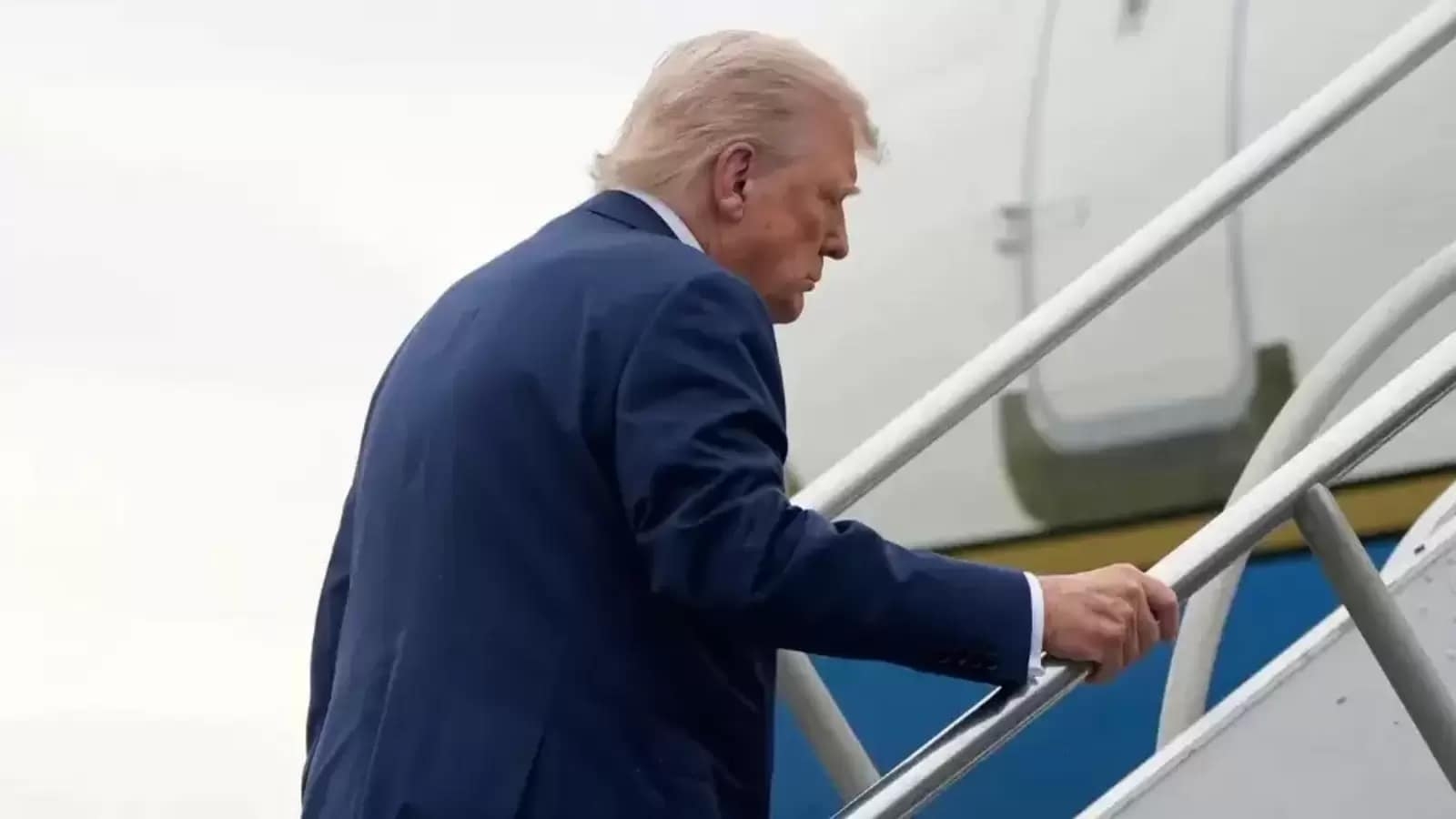Trump stumbles while boarding Air Force One; netizens say ‘Karma for making fun of Biden'