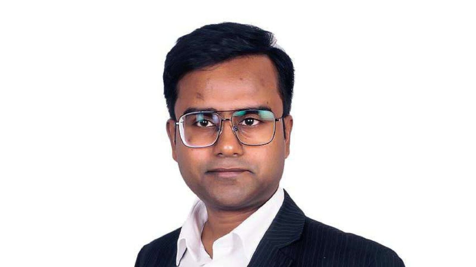F&O Strategy: NALCO to Oberoi Realty— Rupak De suggests buy or sell strategy for THESE stocks