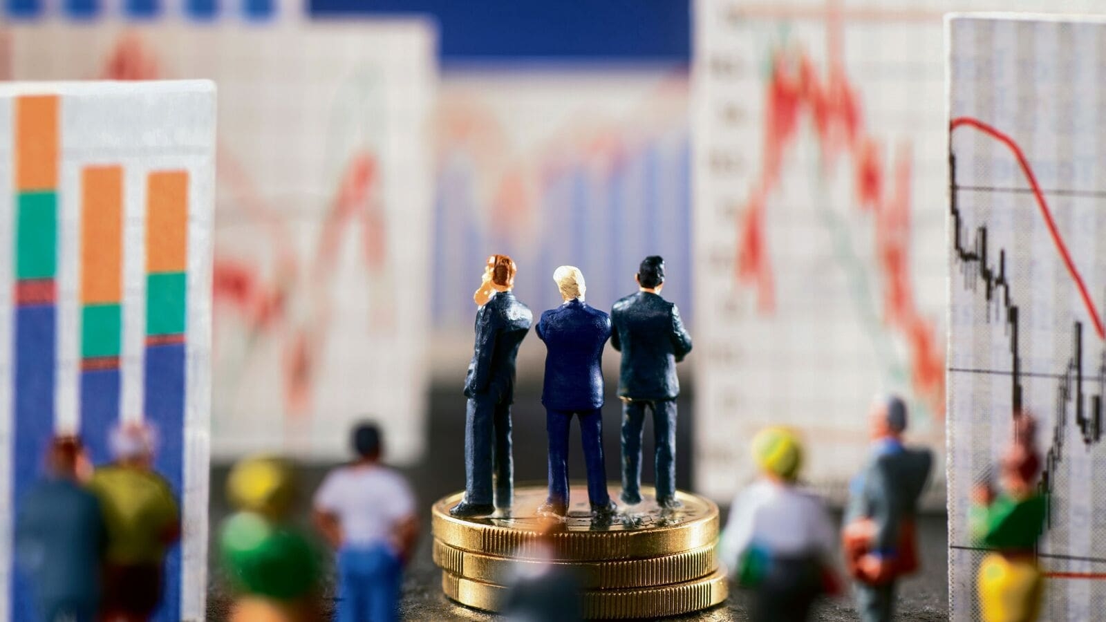 FPI Tracker: Telecom, services, capital goods corner major chunk of inflows; IT, healthcare face heavy selling in May