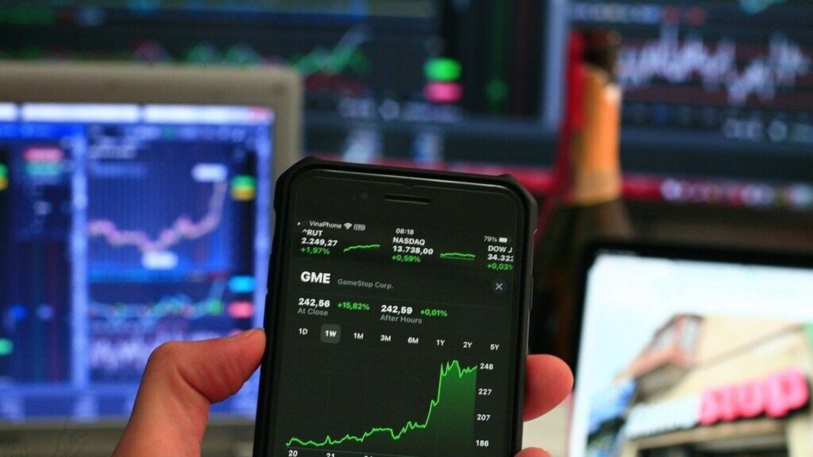 LIC-owned NBFC stock under  ₹50 edges higher after redeeming commercial papers worth  ₹30 crore