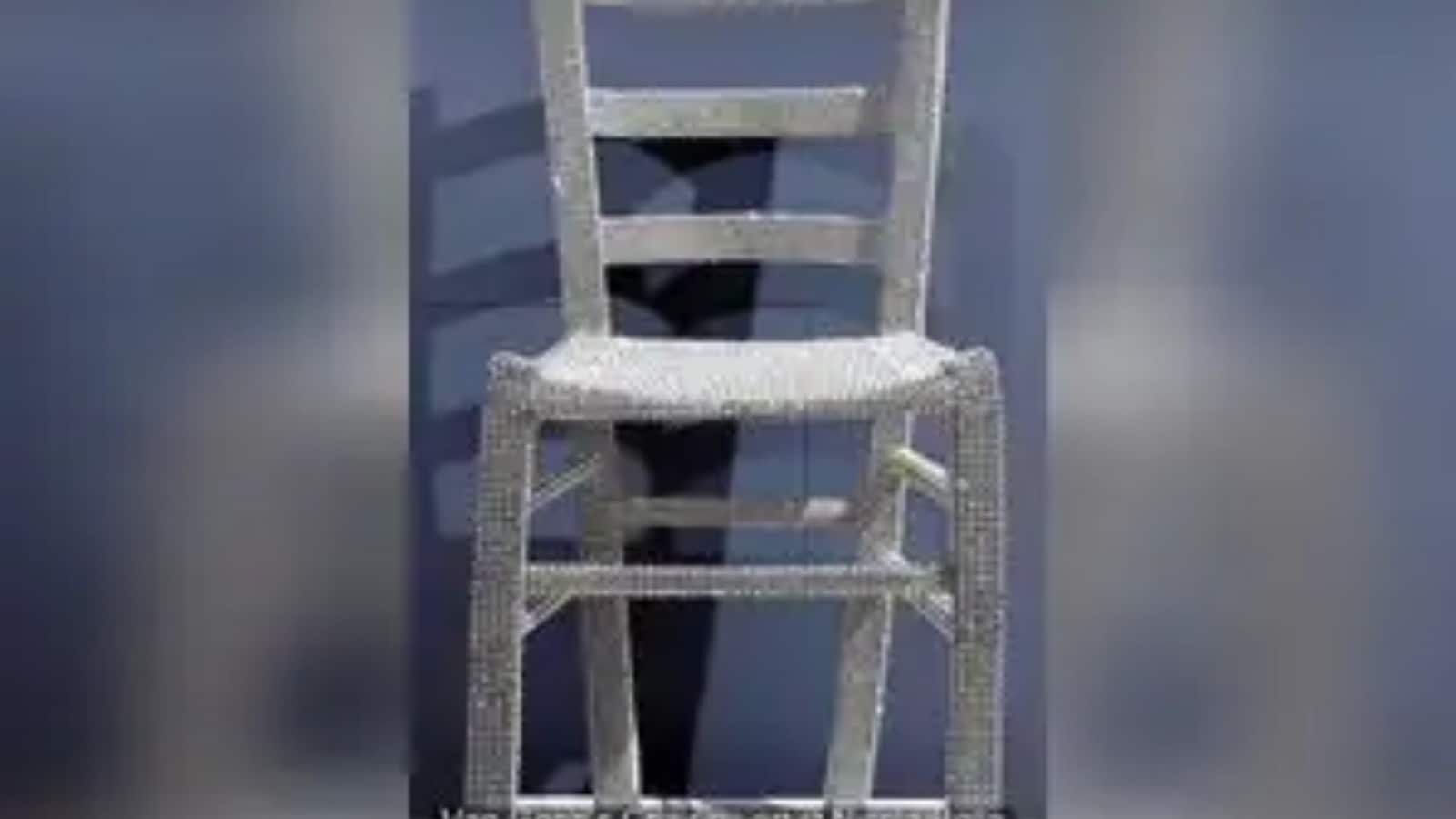 Viral Video: ‘Van Gogh' chair shattered after tourist sits on it for photo in Italy