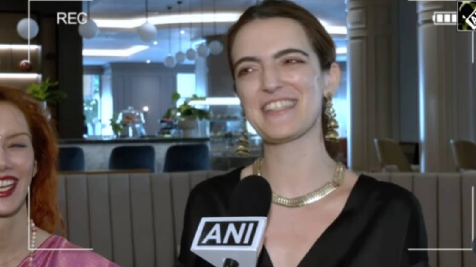 'Bharat bahut sundar desh hai': Croatian students speak Hindi to welcome PM Modi