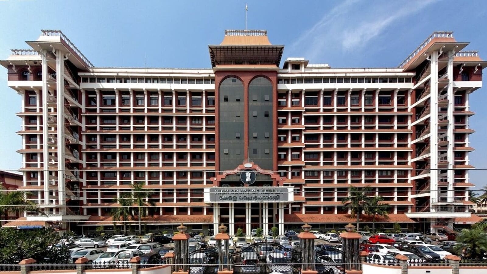 Kerala High Court bars police from barging into history sheeters' home under guise of surveillance