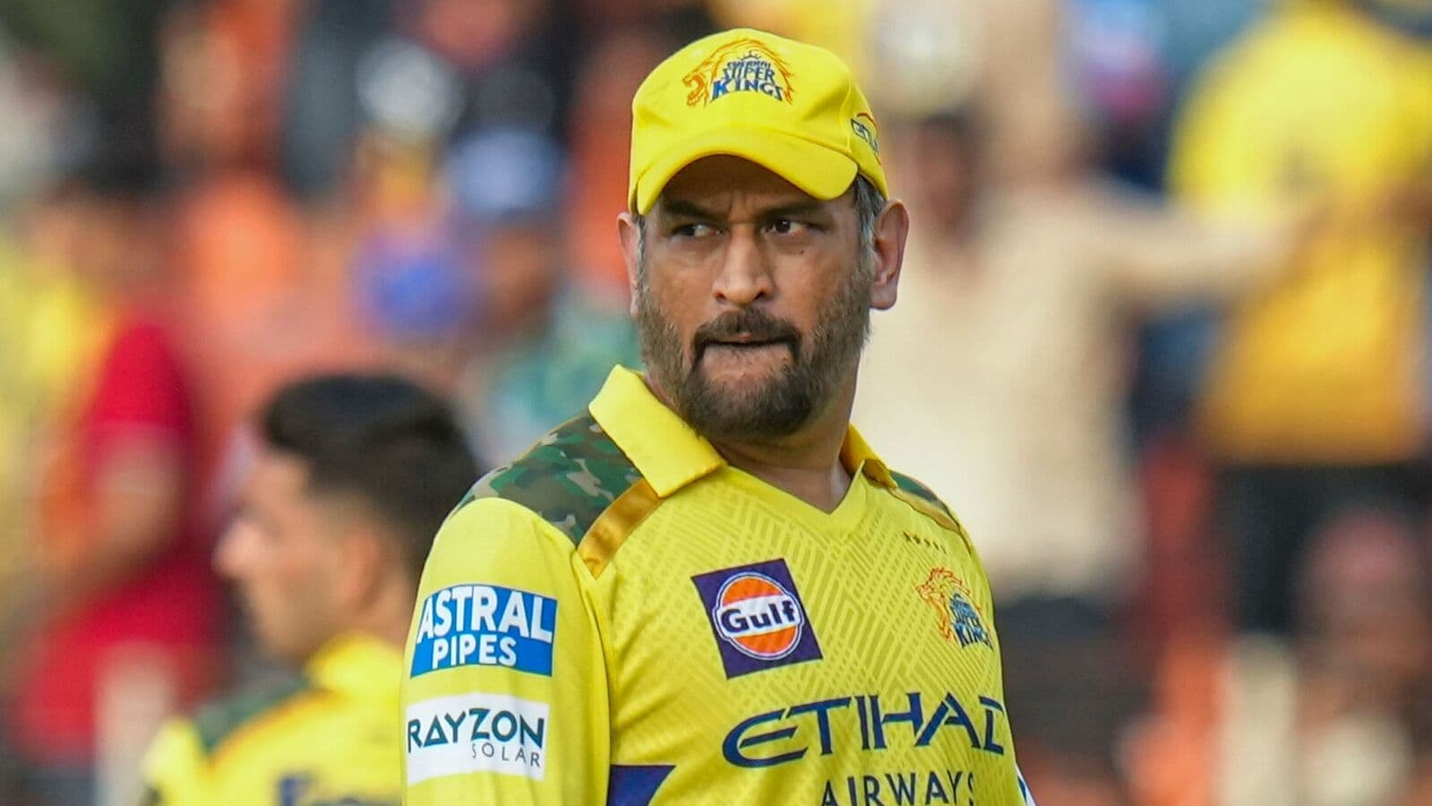 MS Dhoni turns 44: CSK icon celebrates birthday with JSCA staff in Ranchi, former India skipper says ‘Thank You guys'