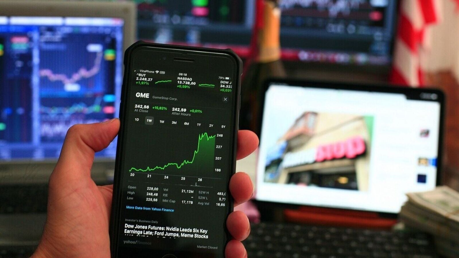 Indian stock market: Sensex, Nifty 50 remain volatile ahead of trade deal uncertainty. Key technical levels to watch out
