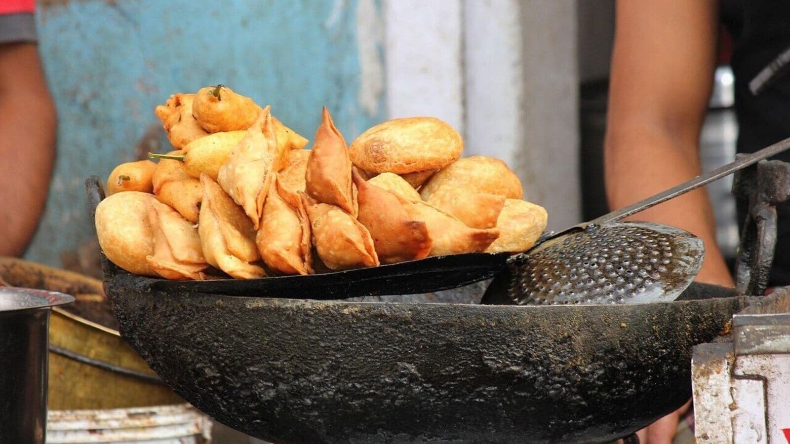 Samosas, Jalebis to carry cigarette‑style health warnings: Govt to flags hidden fat and sugar