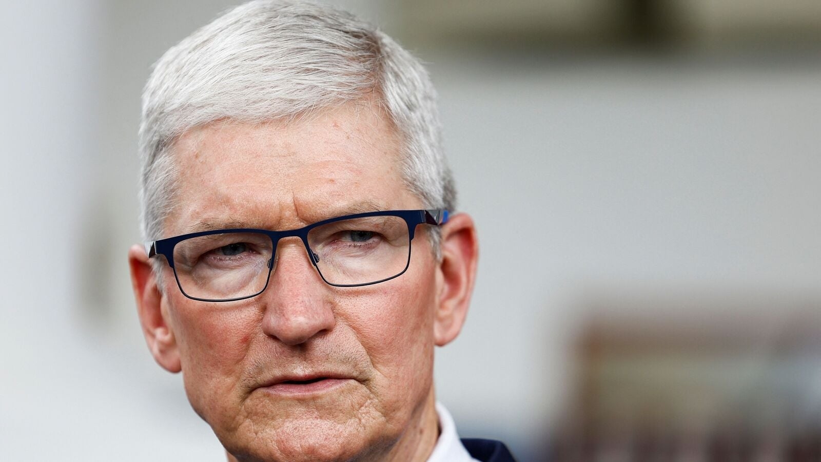 ‘Time for a change': Analysts urge Apple to replace Tim Cook as AI frustrations grow
