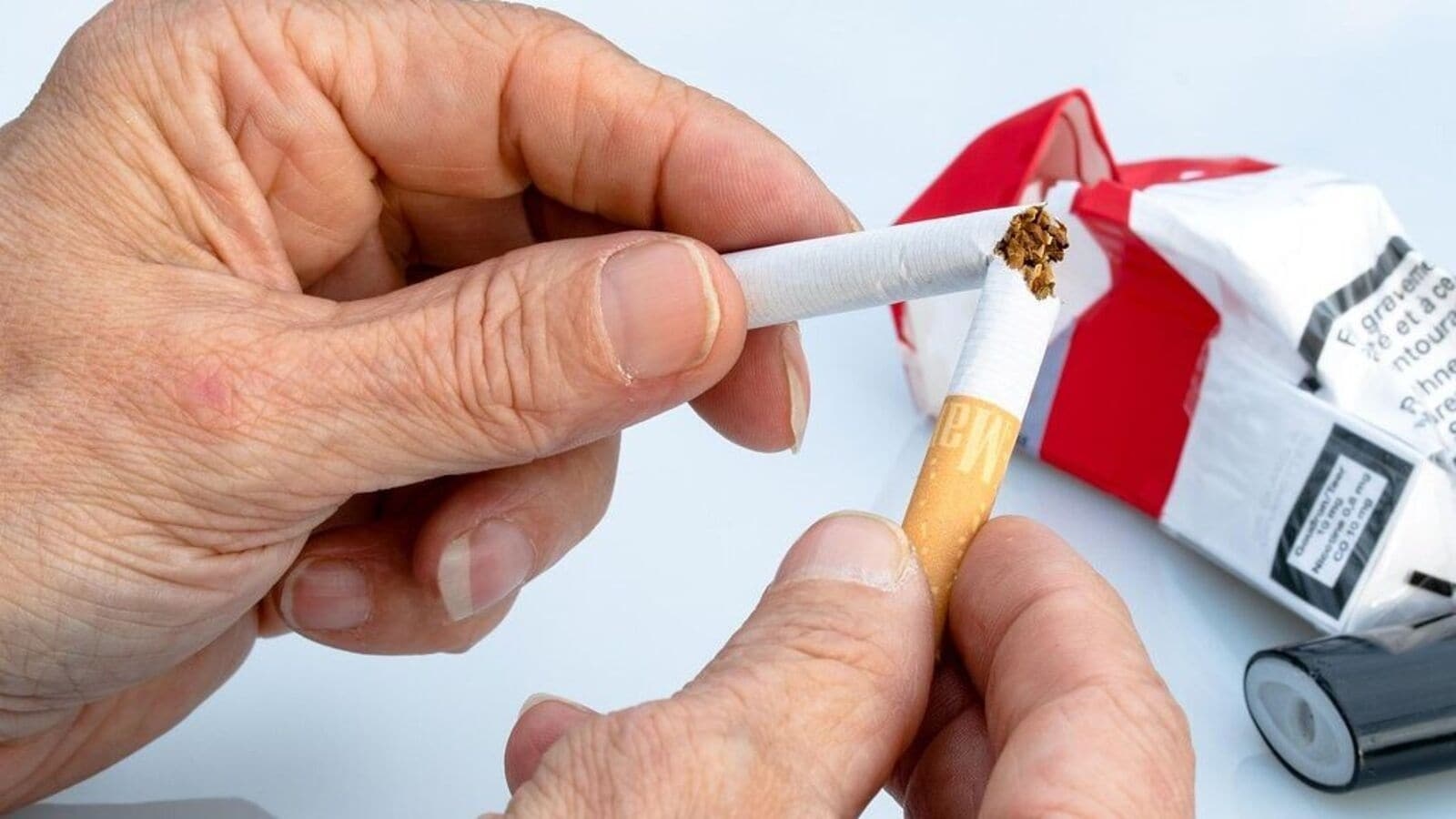 Are quick commerce platforms operating in a grey zone with the sale of cigarettes?