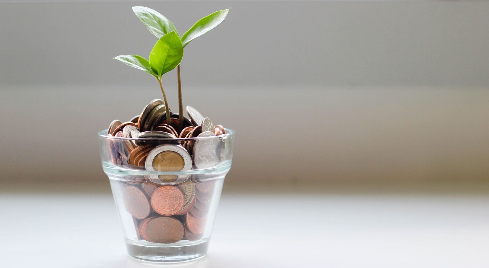 Investing  ₹1 lakh in this aggressive hybrid fund would have grown to  ₹10 lakh in 20 years. Check how
