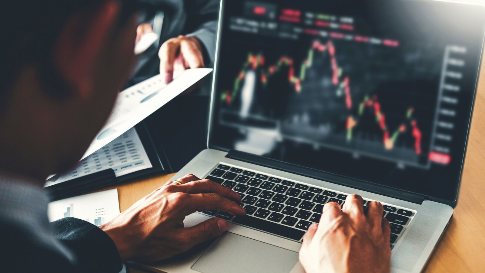 Mcap of 6 of top-10 most valued firms falls by  ₹94,433 crore; TCS, Reliance biggest laggards