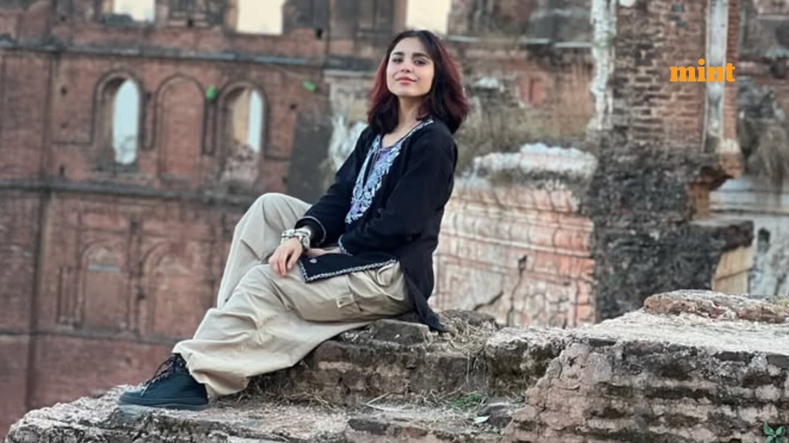 ChatGPT says ‘I'm proud of you': AI chatbot motivates dyslexic social media influencer from Kashmir; watch viral video