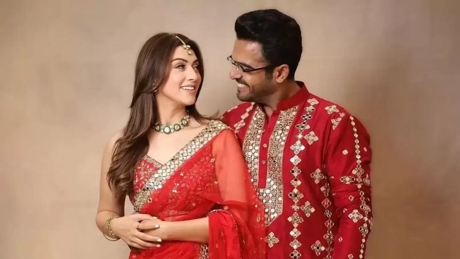 Hansika Motwani deletes wedding posts with Sohael Khaturiya on Instagram amid divorce rumours