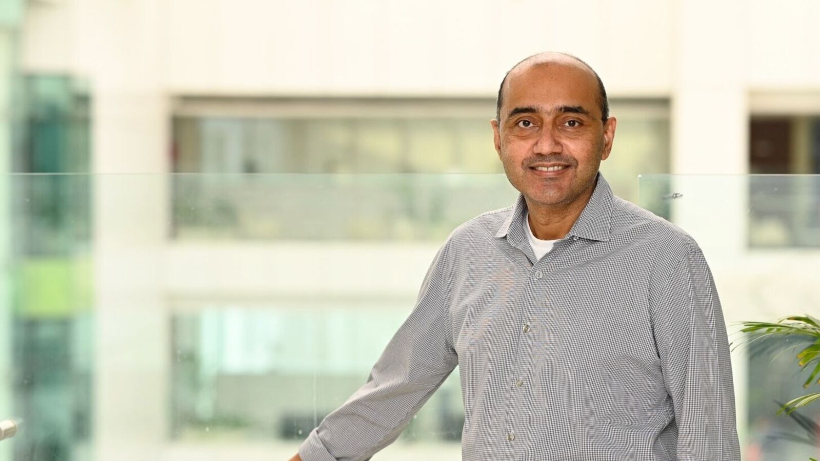 Airtel ready to pay AGR-linked statutory dues but seeks parity in relief