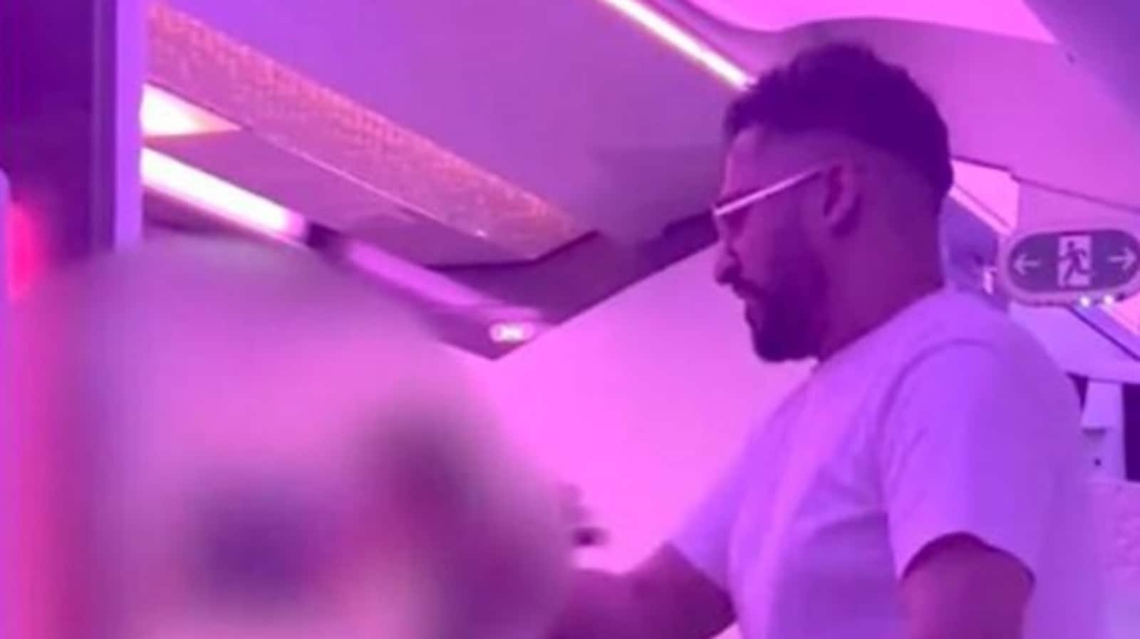 Pakistani man jailed in UK for threatening to gang-rape Air Hostess mid-flight