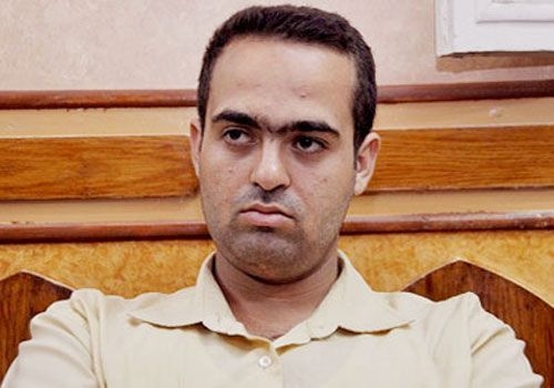 زوجة محمد عادل تلتمس العفو الرئاسي عنه  برلمانيون بريطانيون يطالبون حكومتهم بالضغط للإفراج عن علاء عبد الفتاح