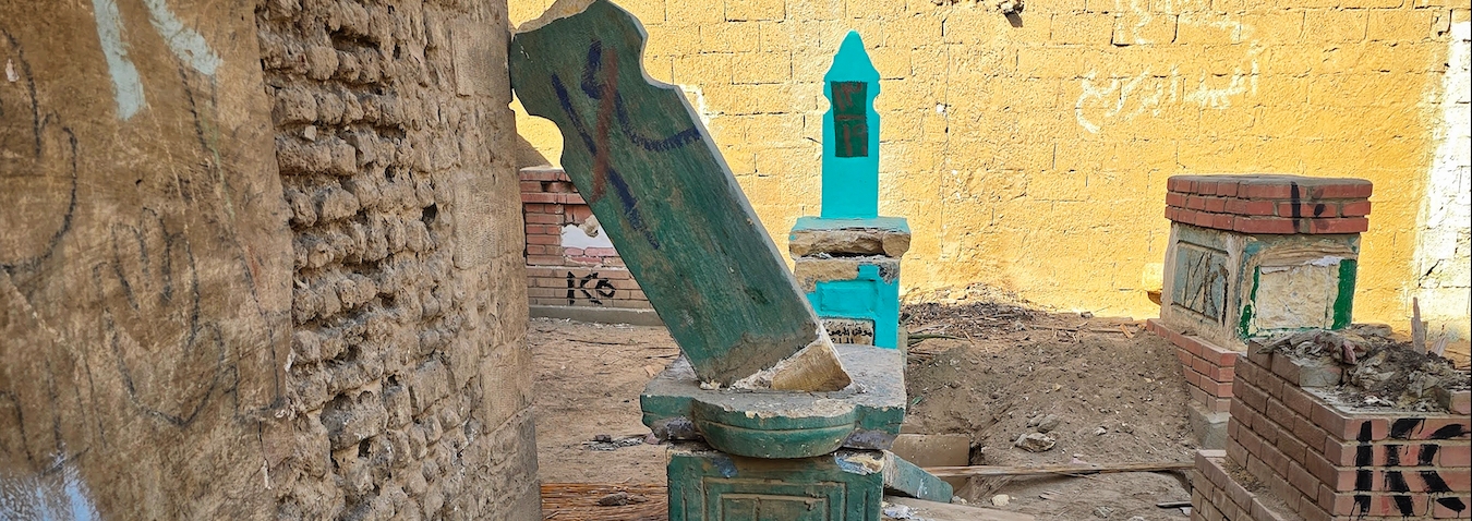 Demolitions return to Bab al-Nasr Cemetery