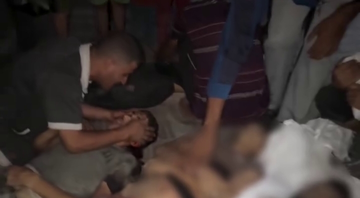 Over 500 injured as aid-seekers near Zikim crossing encircled by Israeli soldiers, armed gangs