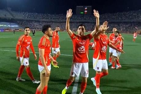 ابن شرقي يسجل أول أهدافه مع الأهلي في شباك الزمالك ويرفض الاحتفال (فيديو)