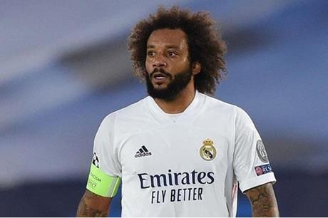 ريال مدريد يكرم مارسيلو
