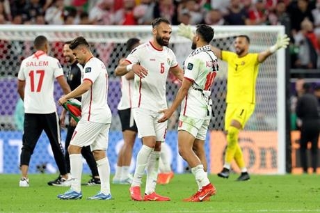 أبرز المباريات العربية والعالمية اليوم الخميس