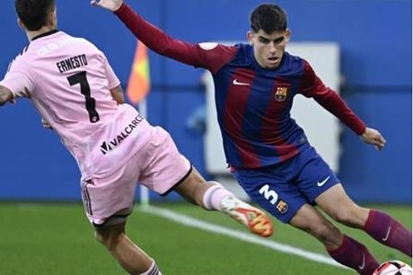 مارتن: حارس برشلونة لن يحلق رأسه بعد هدفي!