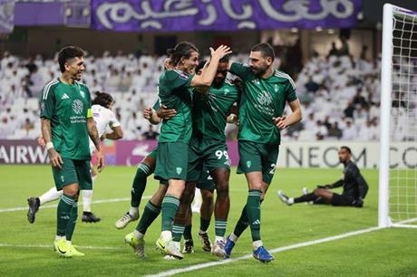 اقترب من ربع النهائي.. الأهلي السعودي يقسو على الريان بعقر داره
