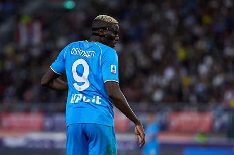 أوسيمين على أعتاب النصر السعودي