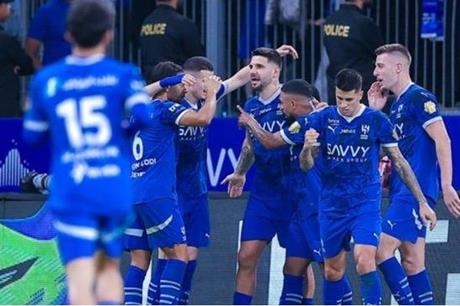 الإصابة تضرب مهاجم الهلال قبل لقاء الخليج