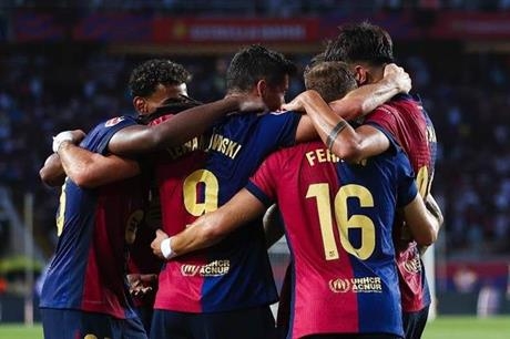 شك وحيد في التشكيل المتوقع لبرشلونة أمام دورتموند