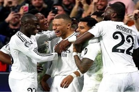 4 غيابات تضرب قائمة ريال مدريد أمام بيلباو