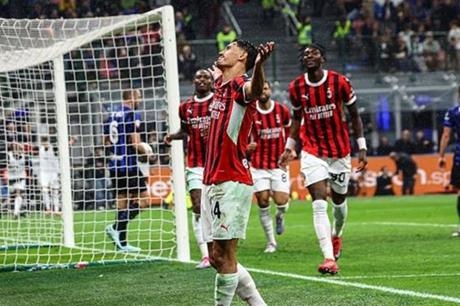 ميلان يكتسح إنتر ميلان ويصل إلى نهائي كأس إيطاليا